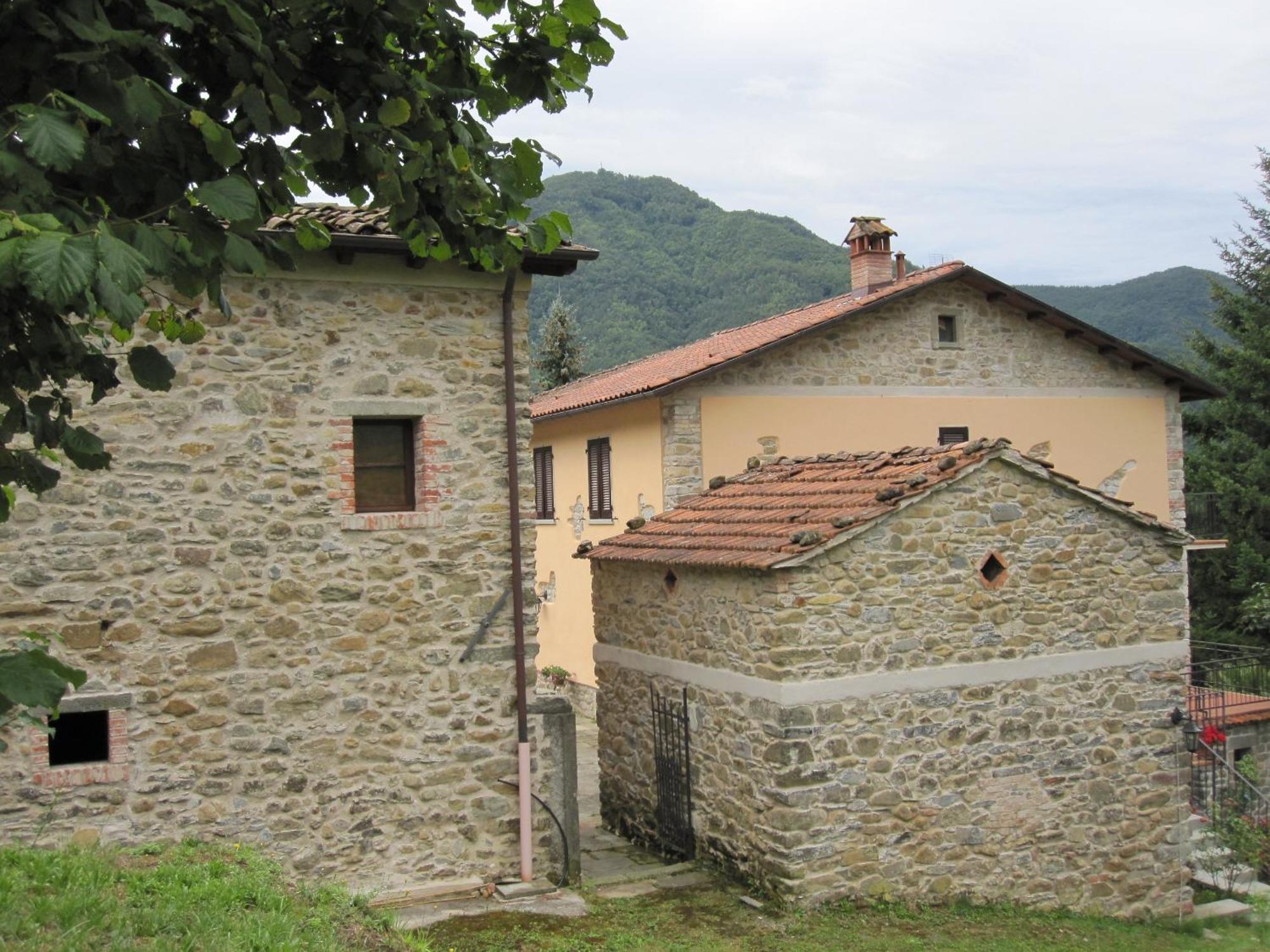 Вілла Agriturismo I Chiosi Comano  Номер фото